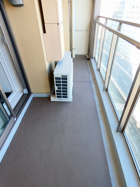 バルコニー　バルコニー