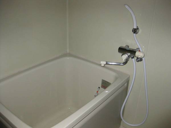 バス・シャワールーム　ビレッジハウスの同一物件・同一タイプの間取りの写真です