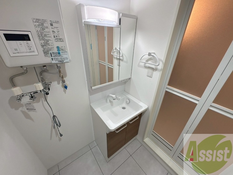 洗面設備　シャンプードレッサーで身支度もラクラクです！