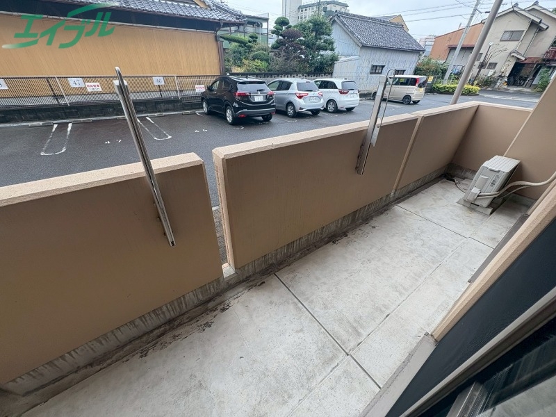 バルコニー　同物件別室写真