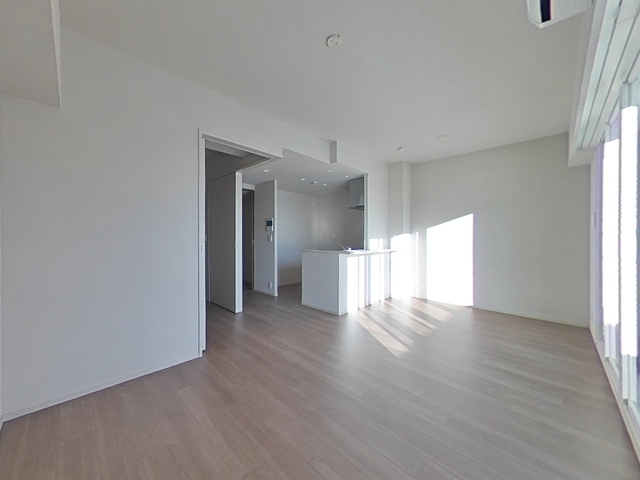 居室・リビング　※５階同間取り参考写真※