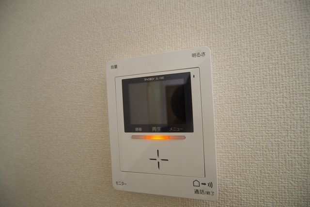 セキュリティ　★　モニターフォン付きで安心です　★