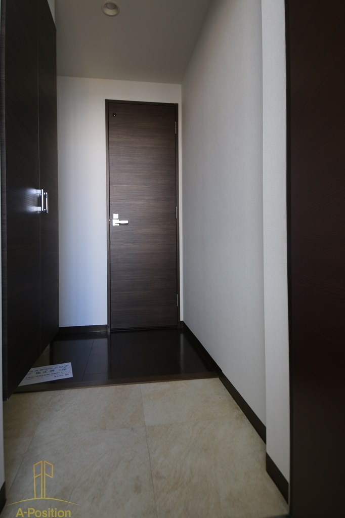 玄関　エスパシオ・コモド大阪新町