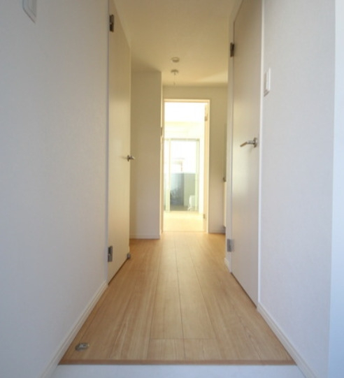 玄関　※別部屋参照