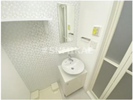 洗面設備　コンパクトで使いやすい洗面所