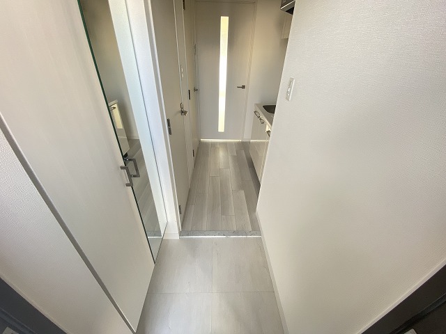 玄関　落ち着いた玄関です