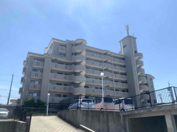 建物外観　安心のマンションタイプのご紹介です☆