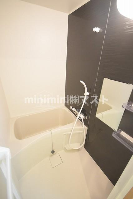 バス・シャワールーム　別部屋参考写真