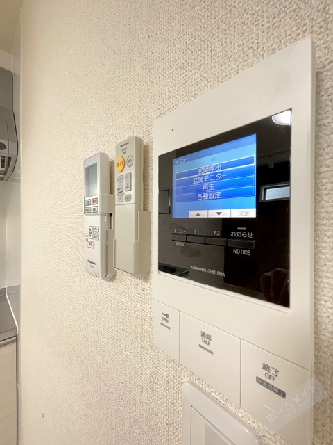 セキュリティ　カラーモニターホンで来訪者を確認できます♪