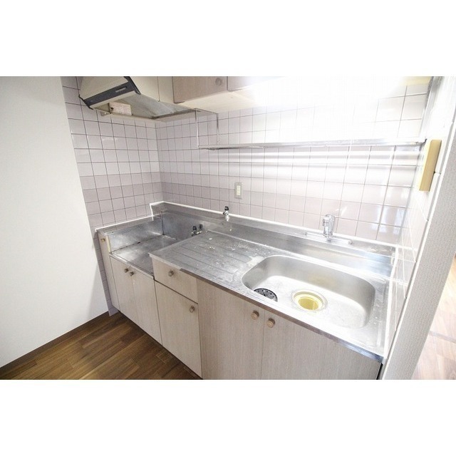 キッチン　※写真は２－１０７です