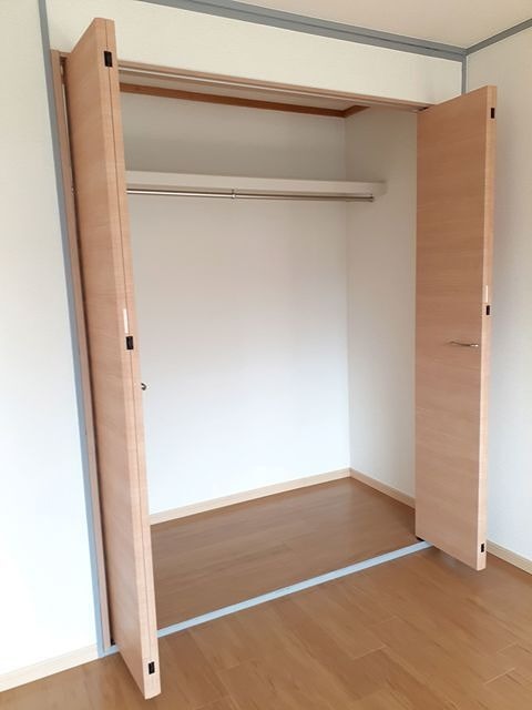 収納　洋室内クローゼット完備です。