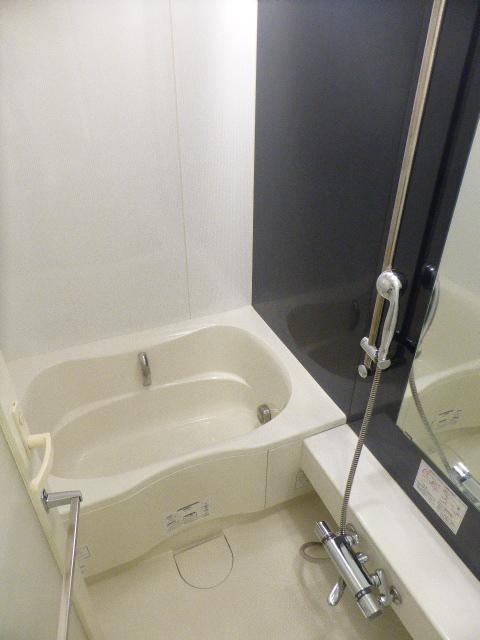 バス・シャワールーム　バス※別部屋参考写真