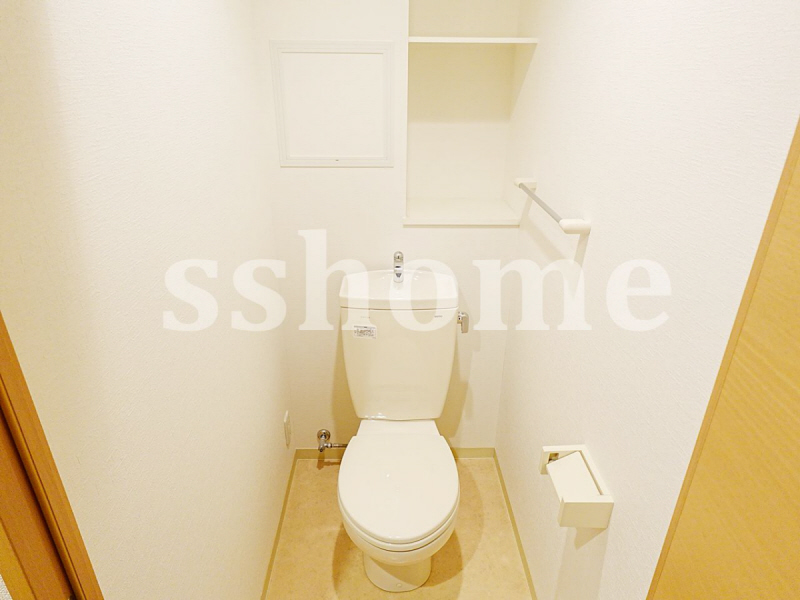 トイレ　コンセントあります