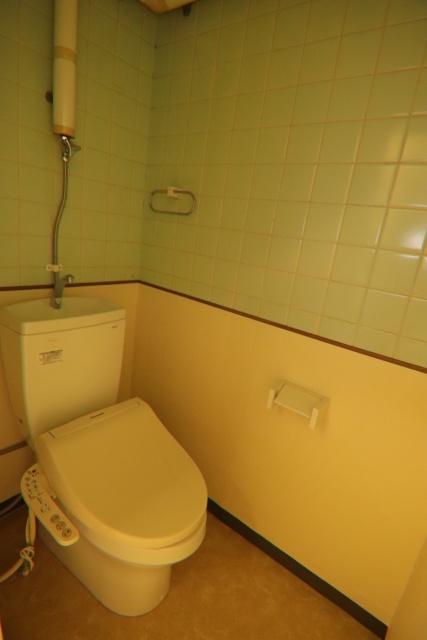 トイレ　※他の号室の参考写真です※