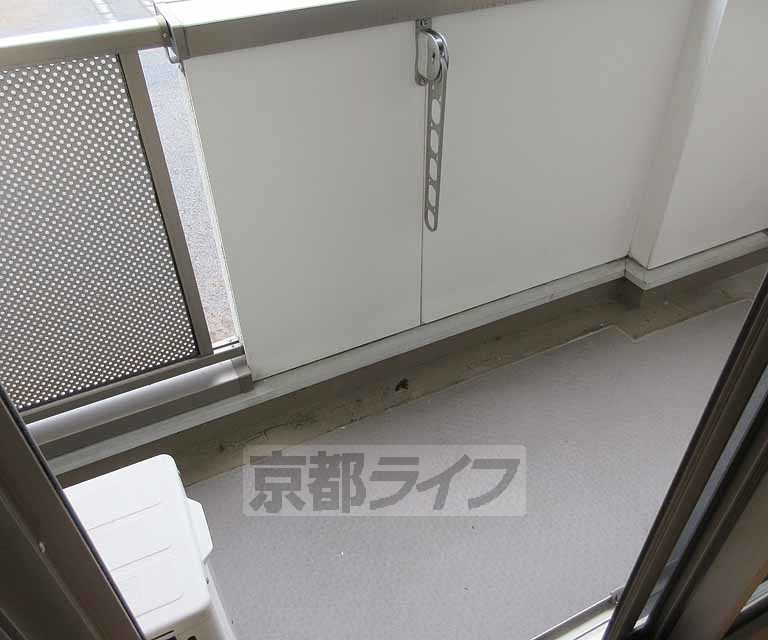 バルコニー　洗濯物も乾きそうです！