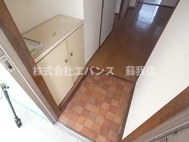 玄関　収納もある玄関です