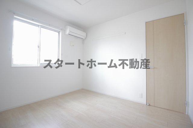 その他部屋・スペース　落ち着いて過ごせるお部屋なので、寝室にいかがでしょうか