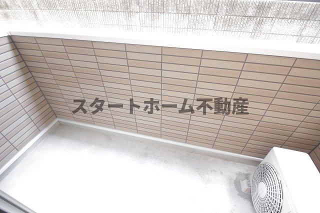 バルコニー　広々としたバルコニーです