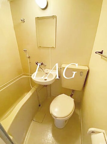 バス・シャワールーム　お風呂です。