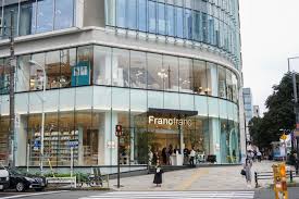 ホームセンター　Francfranc青山店（ホームセンター）まで374m