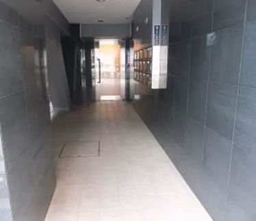 エントランス　落ち着いたエントランスです