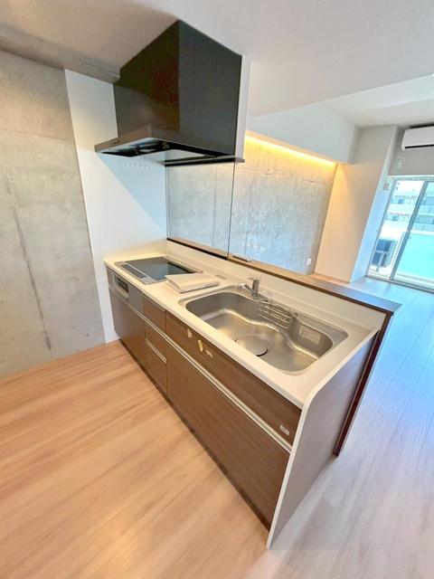 キッチン　同部屋タイプ