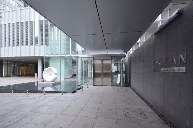 エントランス　分譲タイプです