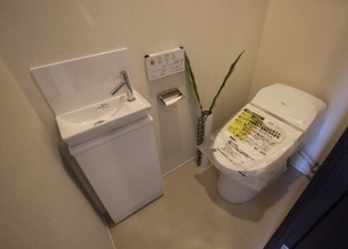 トイレ　別部屋参考写真