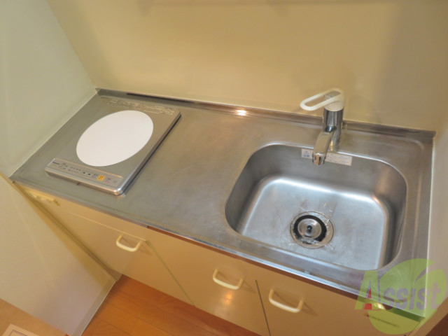 キッチン　ＩＨが最初から付いているのでお料理がすぐ始められます