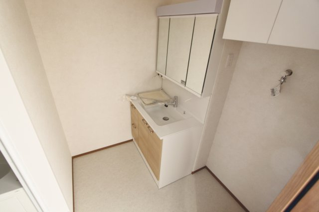 洗面設備　乾燥機付