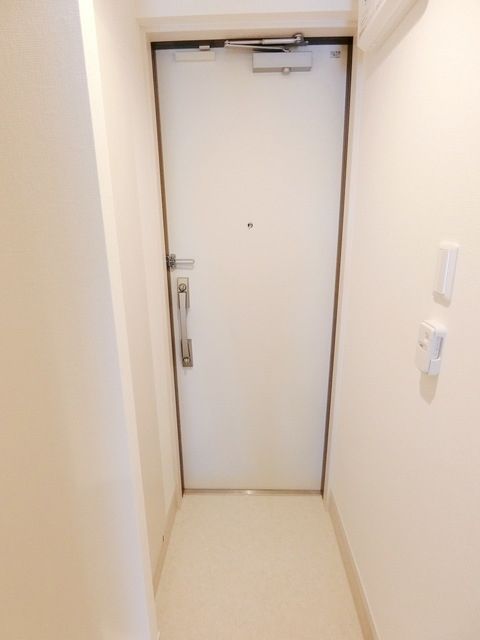 玄関　※同施工の写真です。参考にしてください