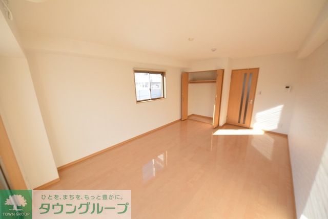 居室・リビング　お問合せはタウンハウジングまで！※現地待合わせ相談可能