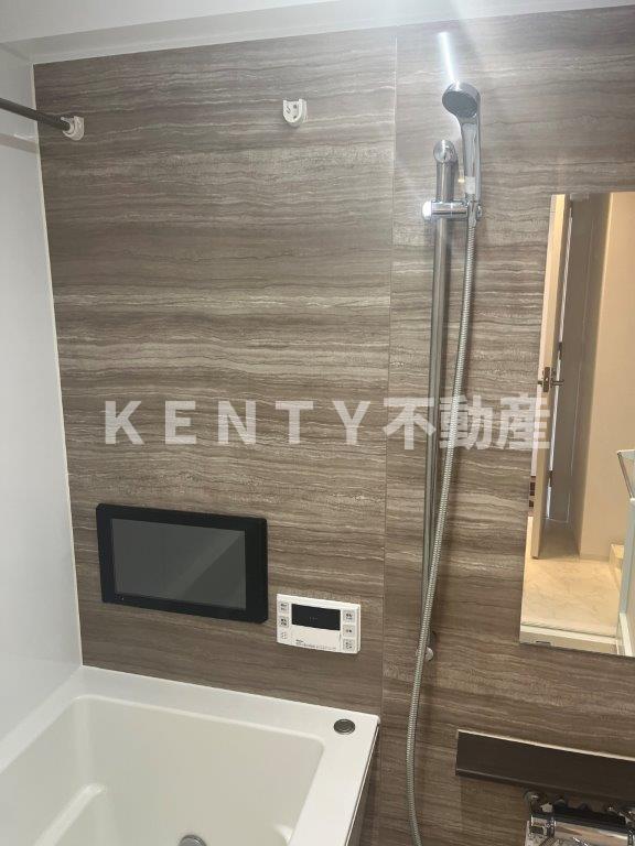 バス・シャワールーム　お風呂です