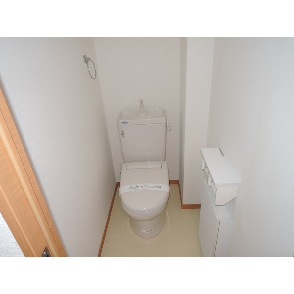 トイレ　同建物別タイプです。