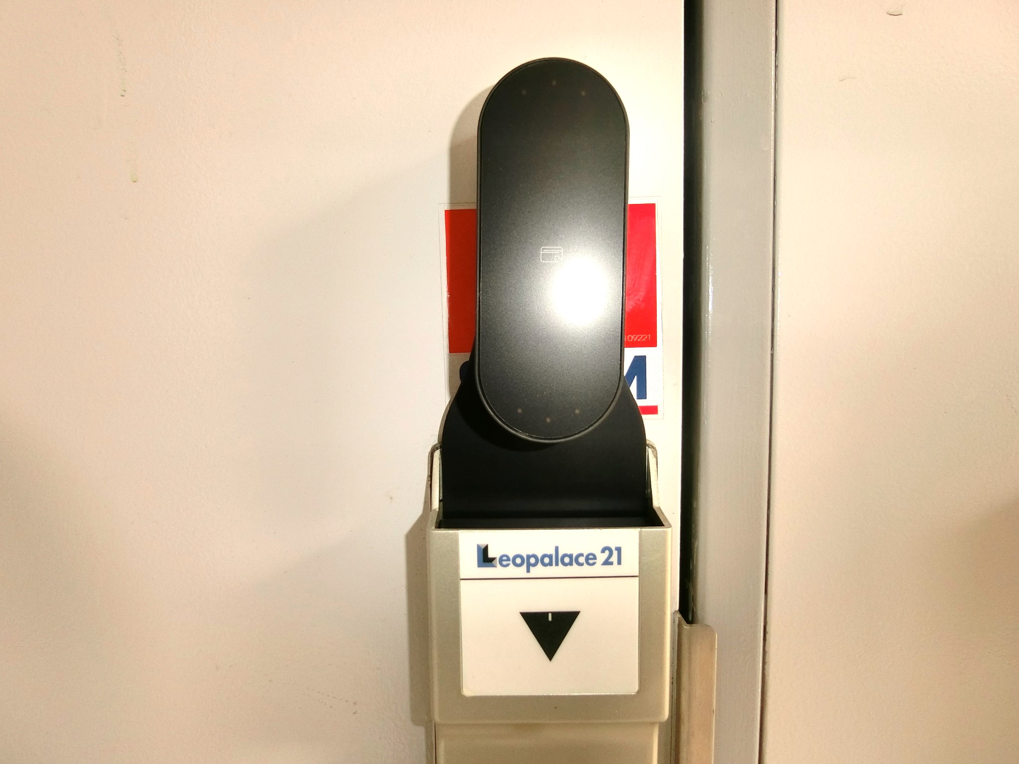 セキュリティ　玄関には安心の電子ロック（スマートロック）を完備です☆