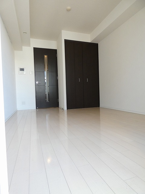 居室・リビング　内観