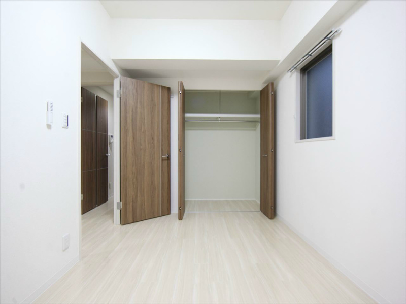 収納　洋室6.5帖　クローゼット付（収納充実してます）