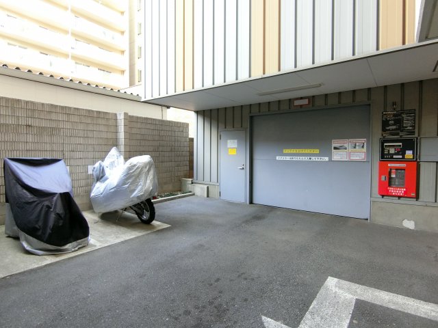 駐車場　詳細は、RISUMO江坂本店→06 6155-7137まで♪