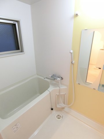 バス・シャワールーム　詳細は、RISUMO江坂本店→06-6155-7137まで♪