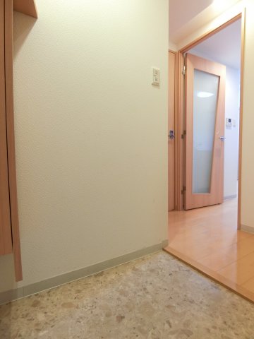 玄関　詳細は、RISUMO江坂本店→06-6155-7137まで♪