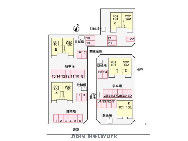 駐車場　駐車場
