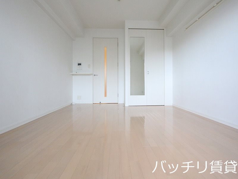 居室・リビング　画像は別号室イメージの為、現況を優先いたします。