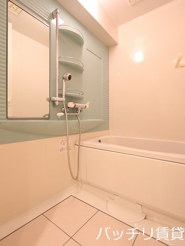 バス・シャワールーム　画像は別号室イメージの為、現況を優先いたします。
