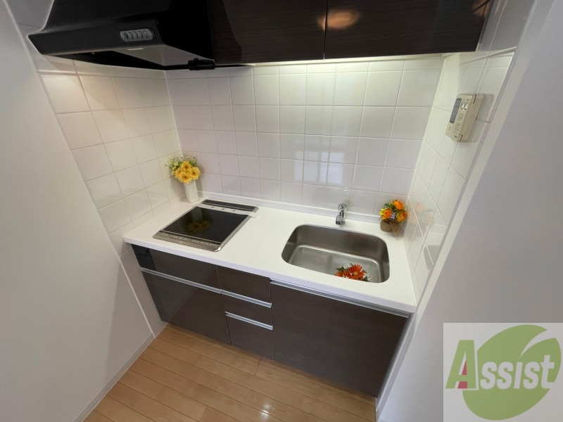 キッチン　キッチンです。一人暮らしなら十分な大きさですね。