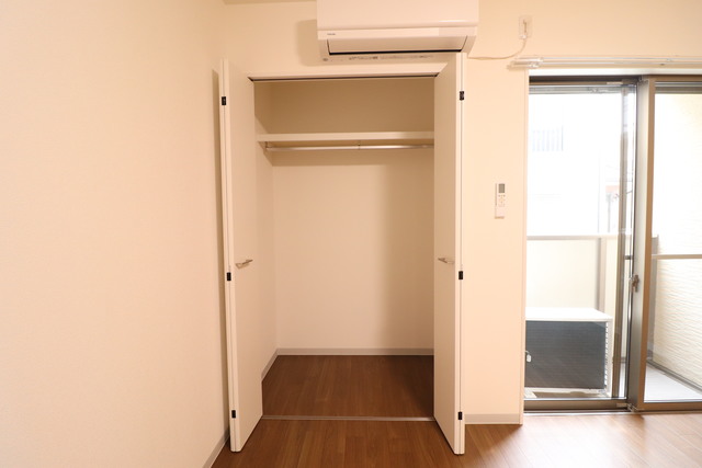 収納　クローゼット