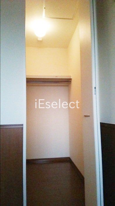 収納　収納便利なウォークインクローゼット