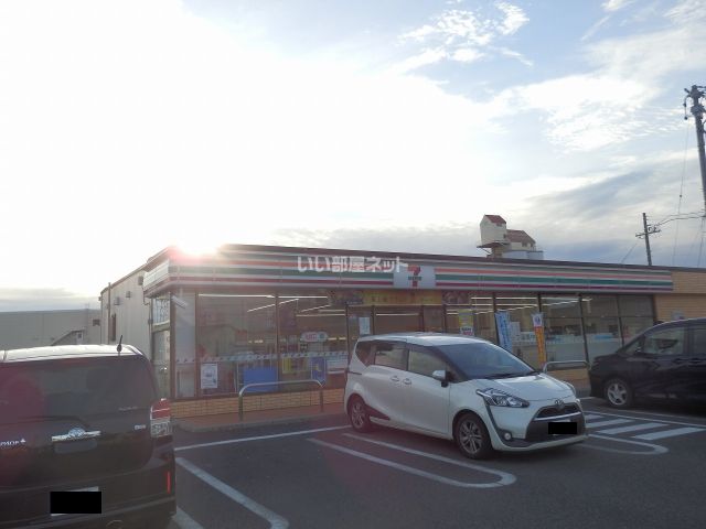 コンビニ　セブンイレブン 小牧南外山店（コンビニ）まで1290m