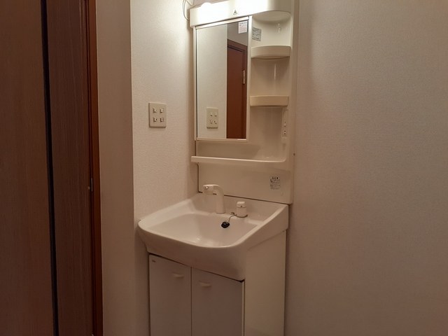 洗面設備　同建物別号室