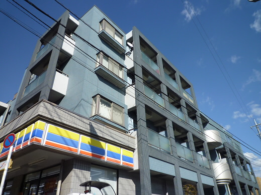 コンビニ　ミニストップ調布仙川店（コンビニ）まで168m