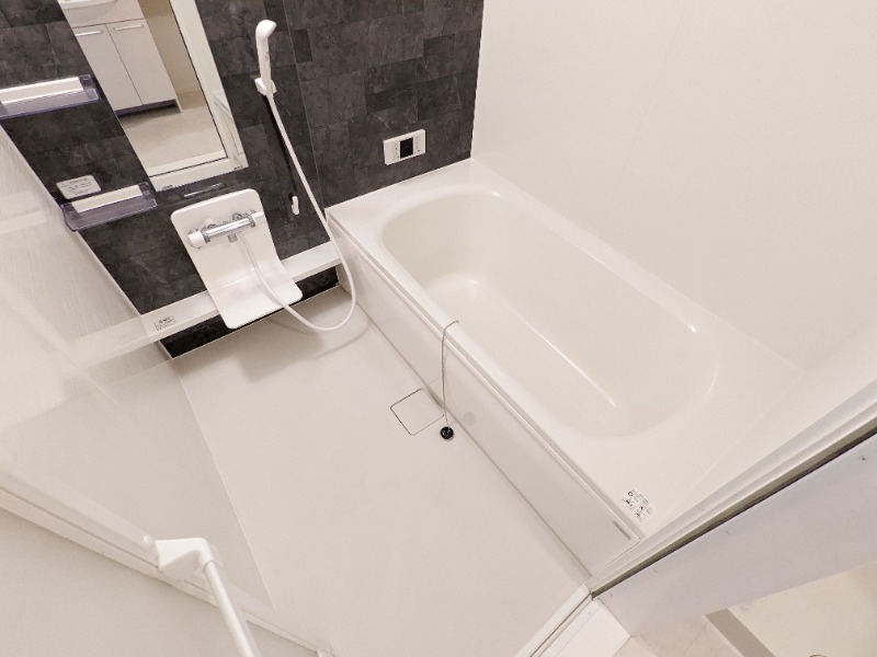 バス・シャワールーム　図面と現状に相違がある場合には現状を優先